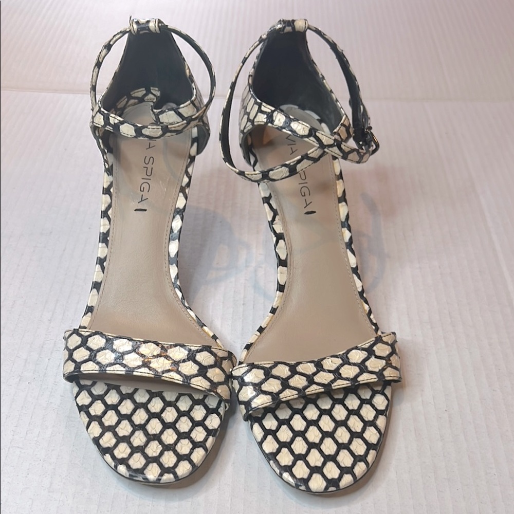 Stylish VIA SPIGA Black and Cream Women's Sandals